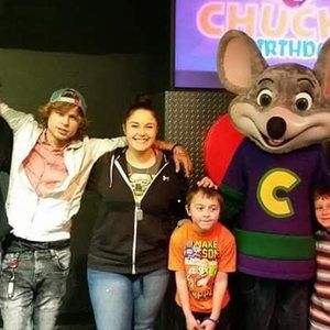 Meet your Posher, Emmalou